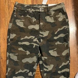 American Eagle Outfitters Green Camo Jeans